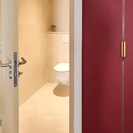 Brit Centre Gare Szálloda 4*
